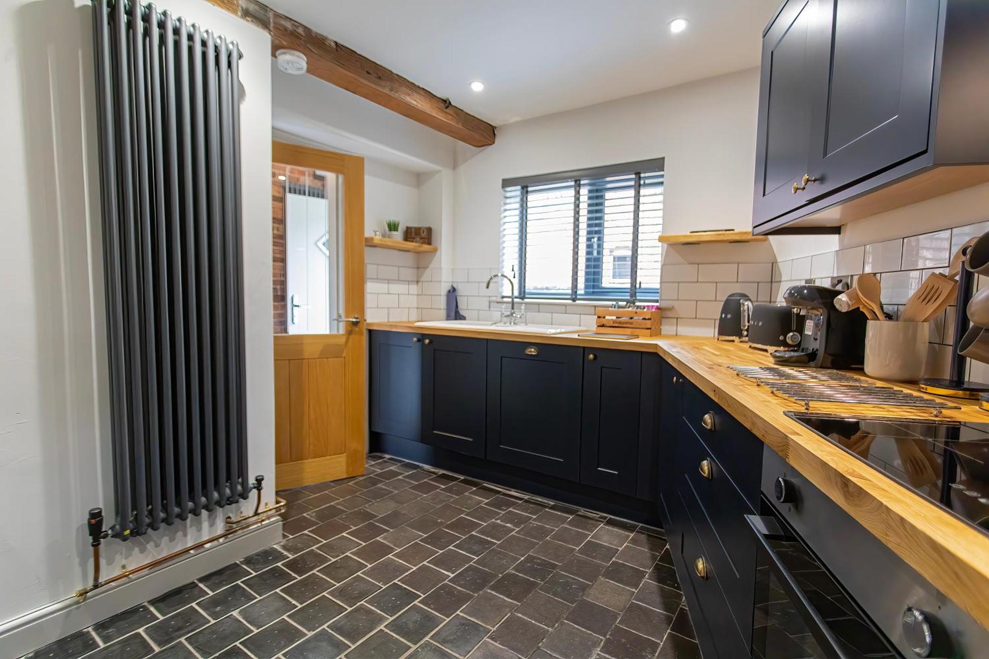 Stunning Ashbourne Town Centre Cottage Near Alton Towers Peak District Derbyshire Bagian luar foto